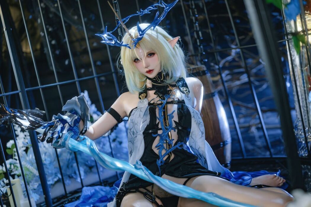 Coser@阿薰kaOri – 芙露德莉斯 Part01 (66P – 10V)