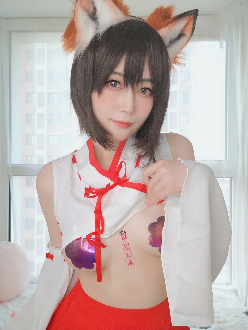 Coser@白银81 – 神社小狐狸 Part02 (47P)