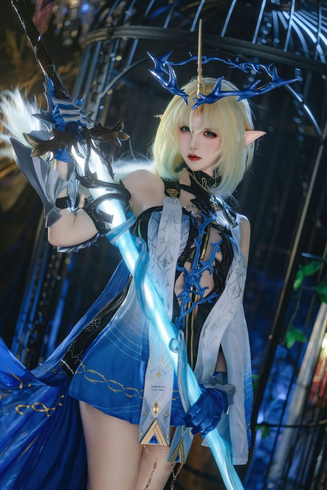 Coser@阿薰kaOri – 芙露德莉斯 Part01 (66P – 10V)