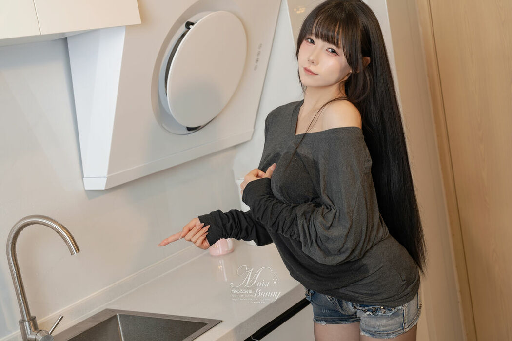 Coser@黏黏团子兔 – 10月作品 水管工传说 星光派对 Part01 (54P – 2V)