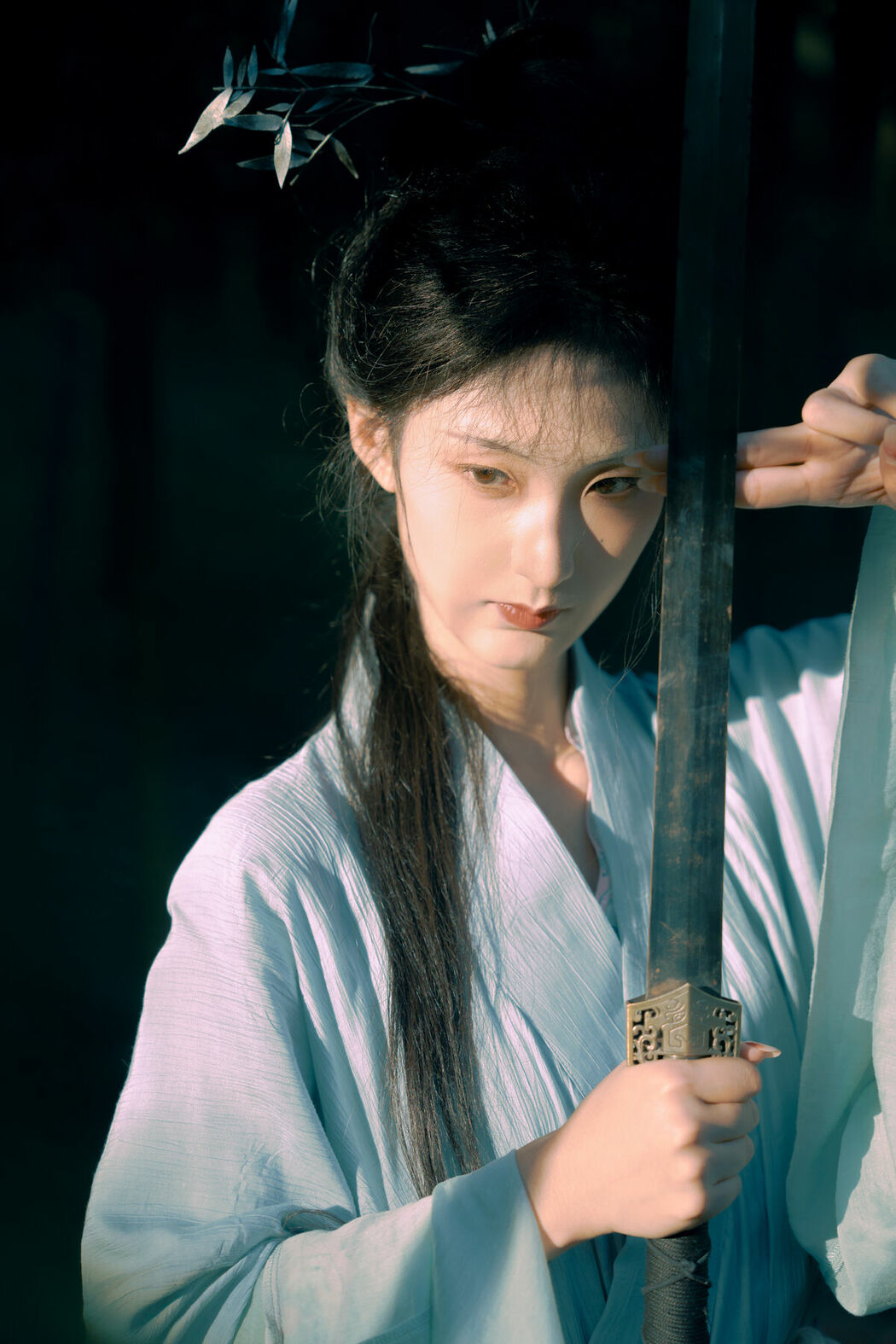 YiTuYu艺图语 Vol.8919 He Li Han (29P)