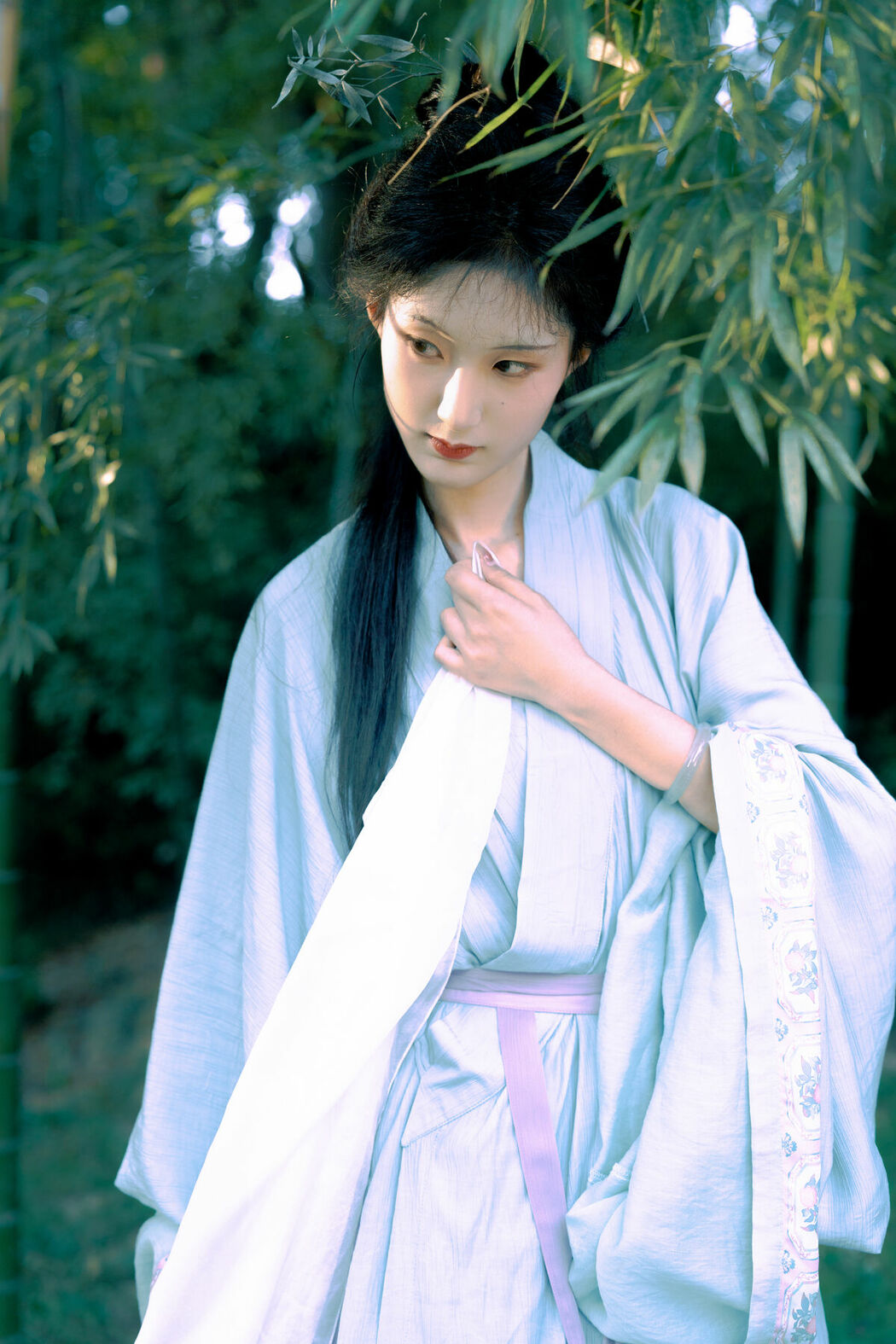 YiTuYu艺图语 Vol.8919 He Li Han (29P)