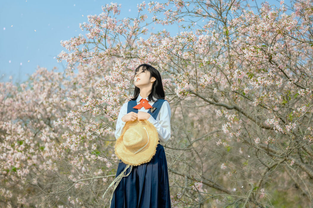 YiTuYu艺图语 Vol.8920 Jian Xiao Cheng (31P)