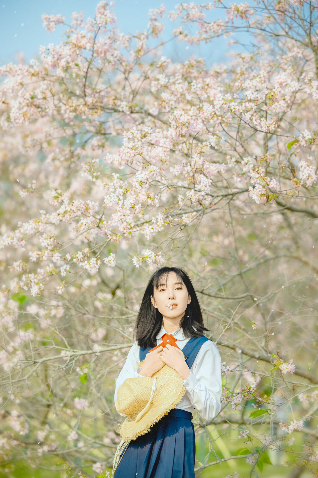 YiTuYu艺图语 Vol.8920 Jian Xiao Cheng (31P)