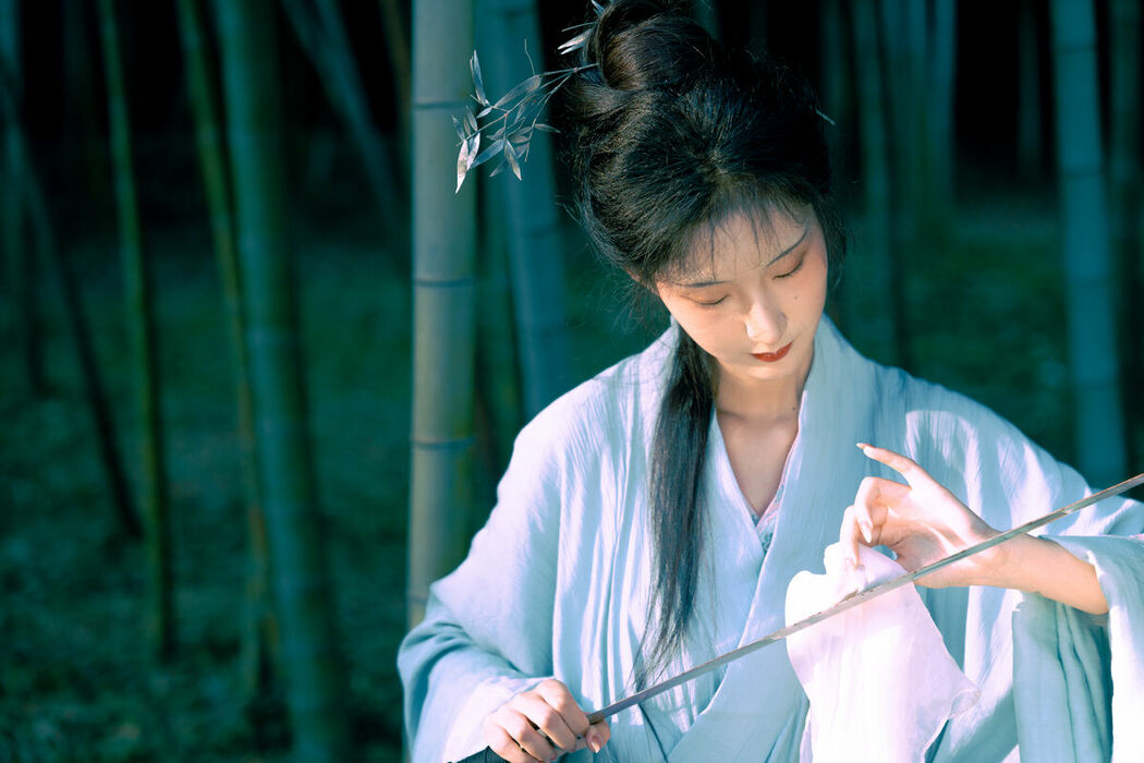 YiTuYu艺图语 Vol.8919 He Li Han (29P)