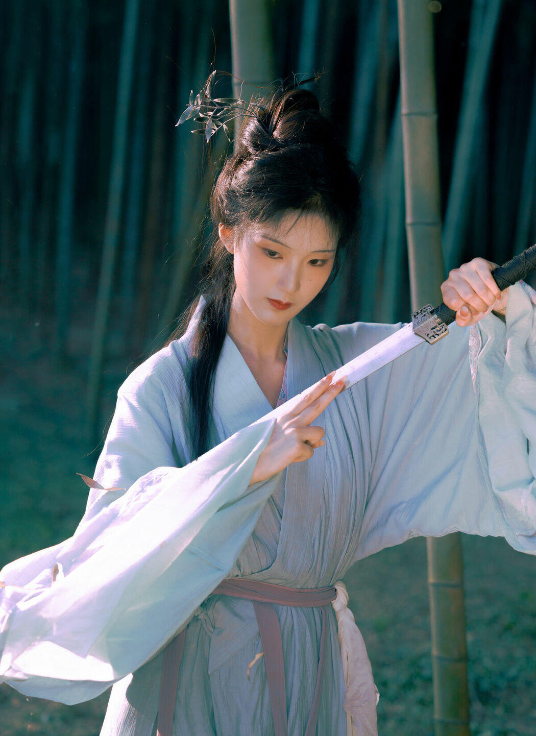 YiTuYu艺图语 Vol.8919 He Li Han (29P)