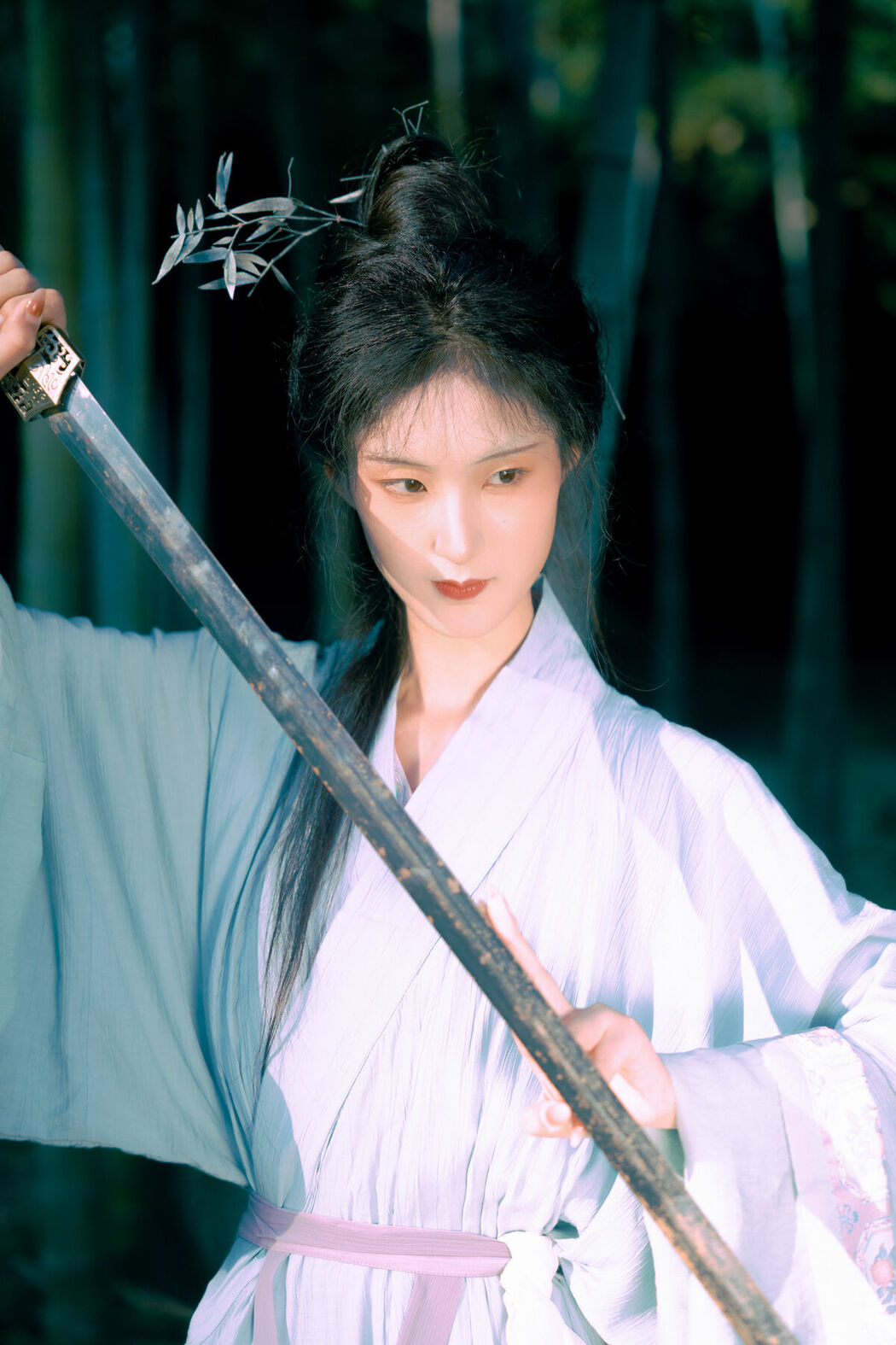 YiTuYu艺图语 Vol.8919 He Li Han (29P)