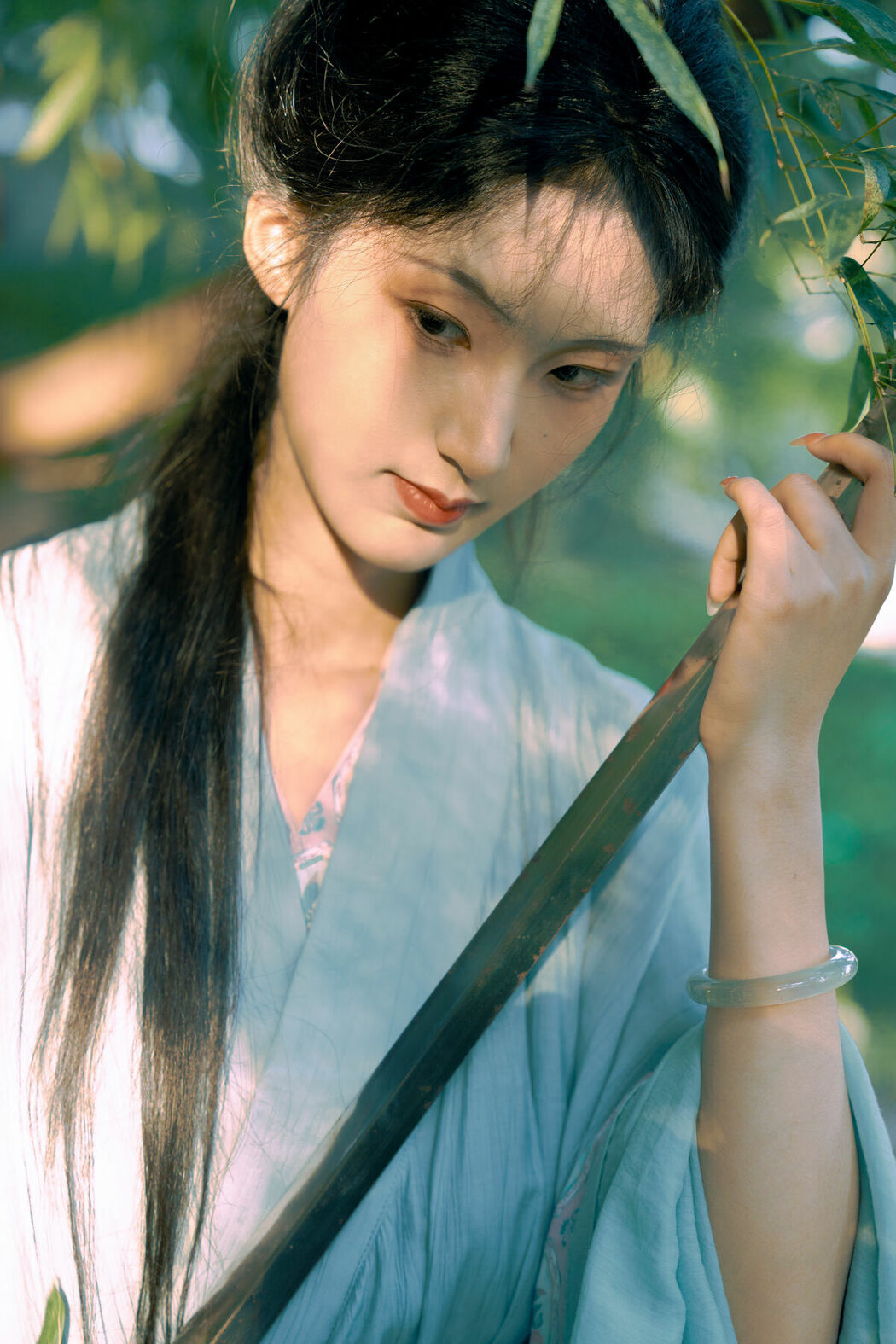 YiTuYu艺图语 Vol.8919 He Li Han (29P)