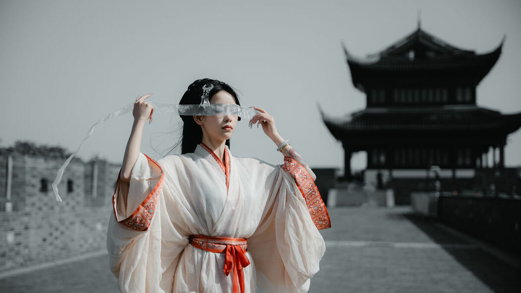 YiTuYu艺图语 Vol.8921 Xiao Xong (38P)