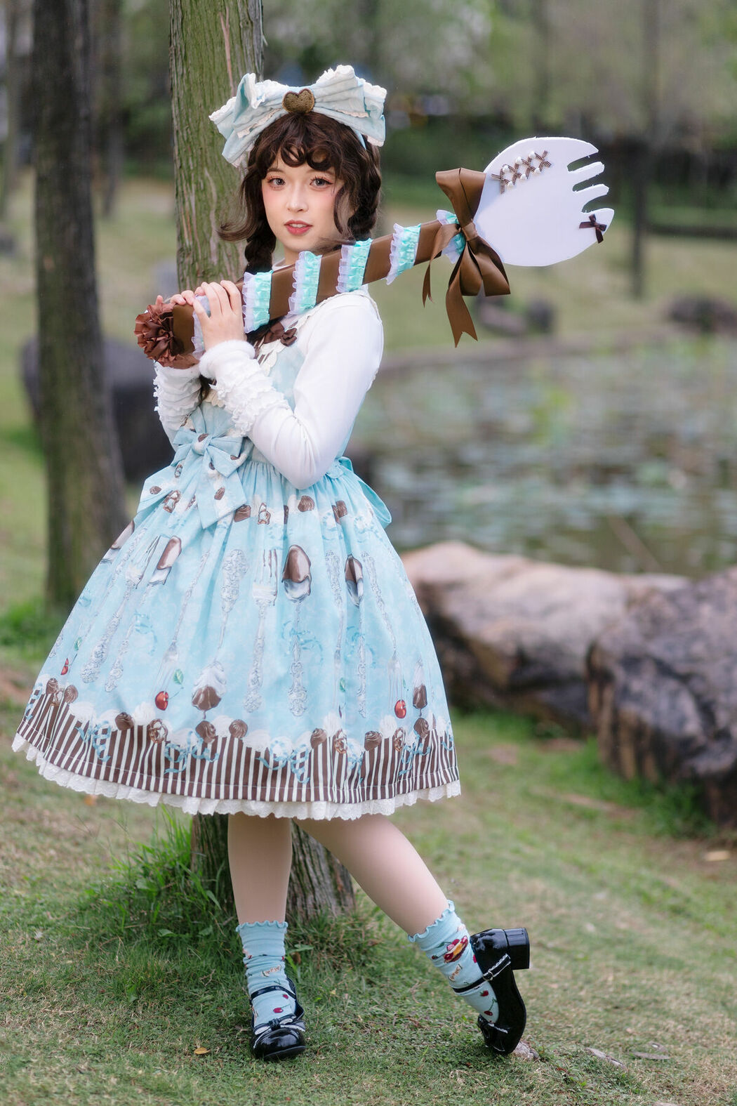 YiTuYu艺图语 Vol.8935 Nuo Mi Tuan (17P)