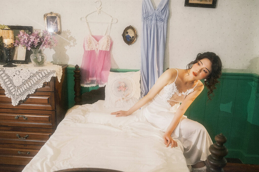 YiTuYu艺图语 Vol.8924 Yi Zhi Qian Qian (23P)