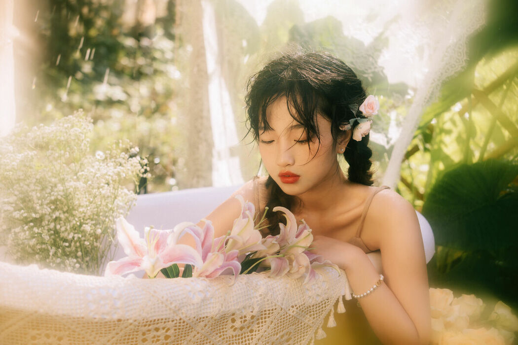 YiTuYu艺图语 Vol.8926 Qian Yao Zi (17P)