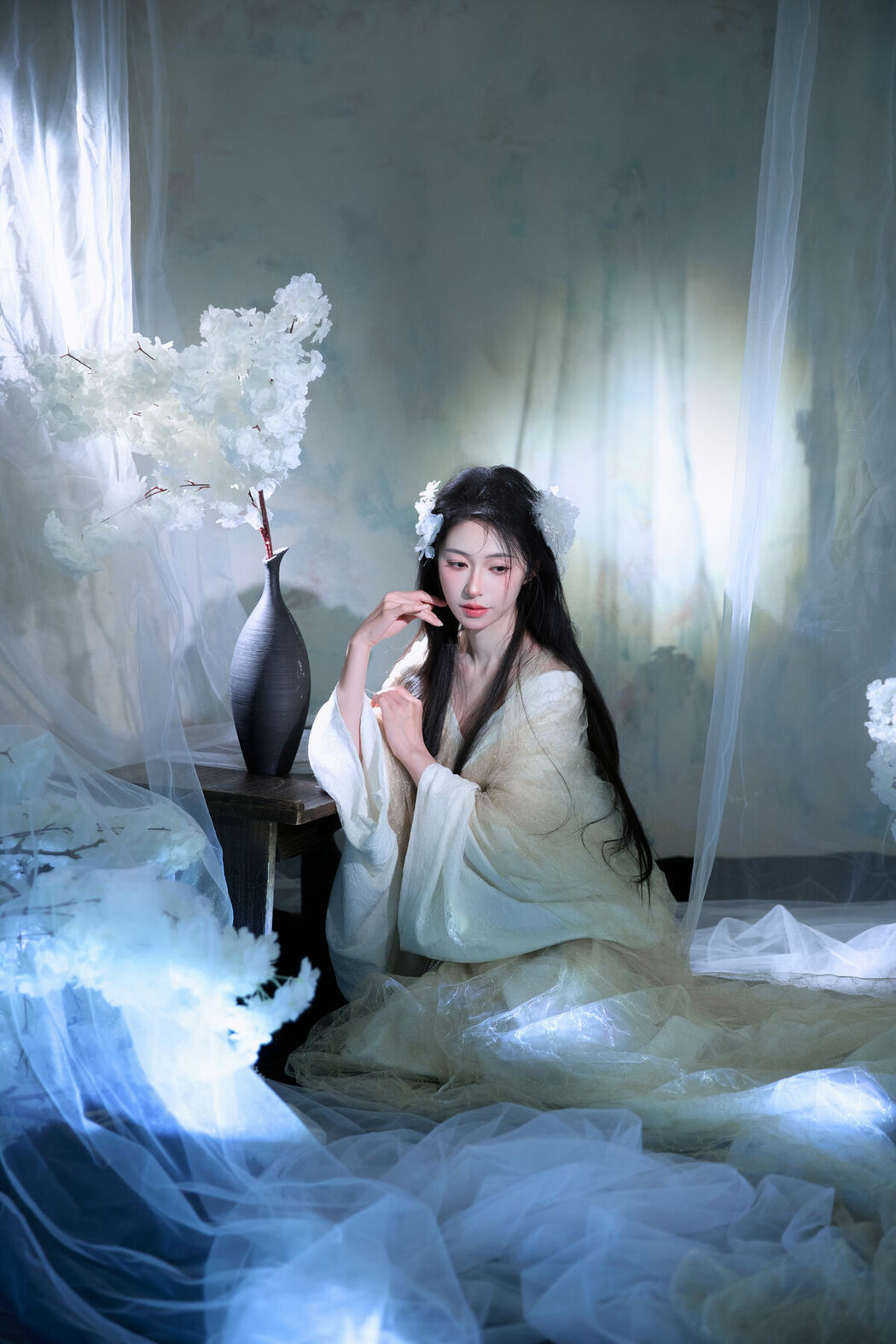 YiTuYu艺图语 Vol.8929 Fen Mian Gu Niang (15P)