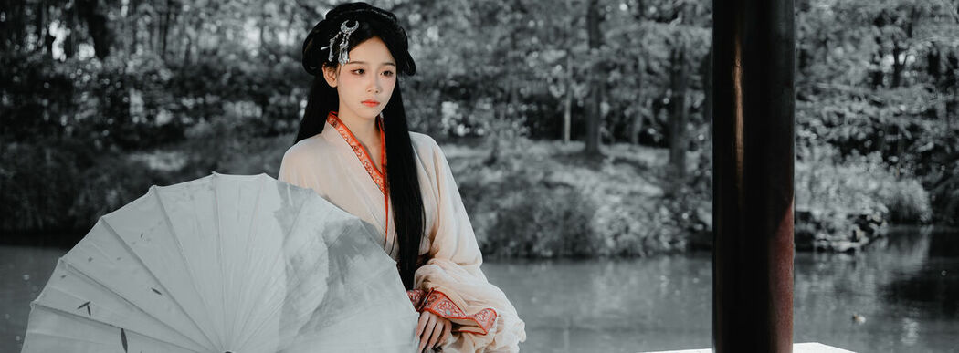 YiTuYu艺图语 Vol.8921 Xiao Xong (38P)