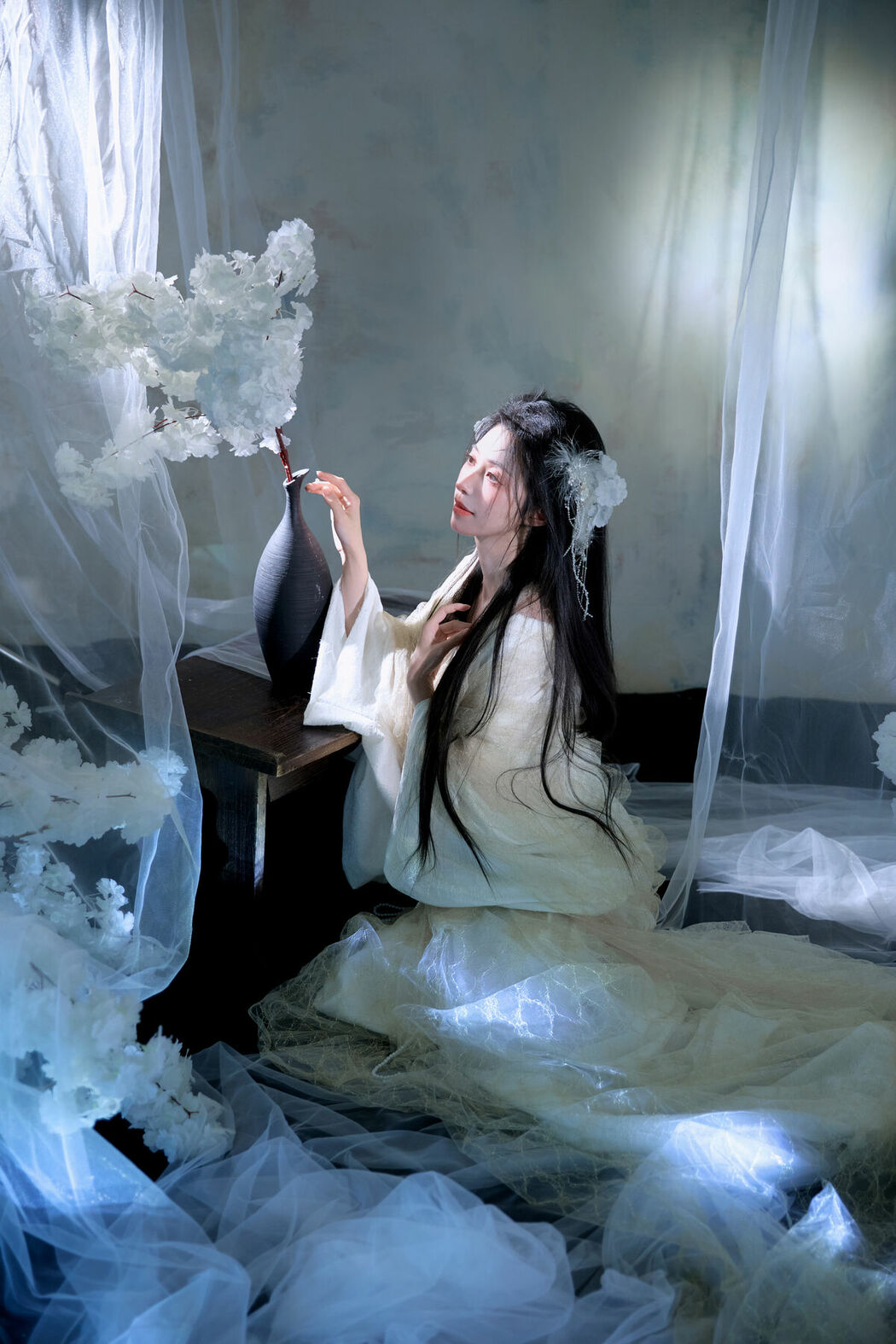 YiTuYu艺图语 Vol.8929 Fen Mian Gu Niang (15P)