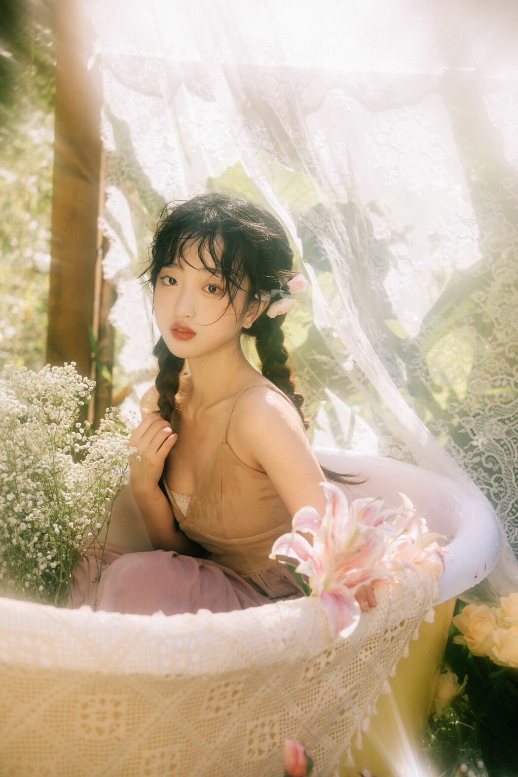 YiTuYu艺图语 Vol.8926 Qian Yao Zi (17P)