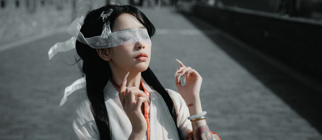 YiTuYu艺图语 Vol.8921 Xiao Xong (38P)