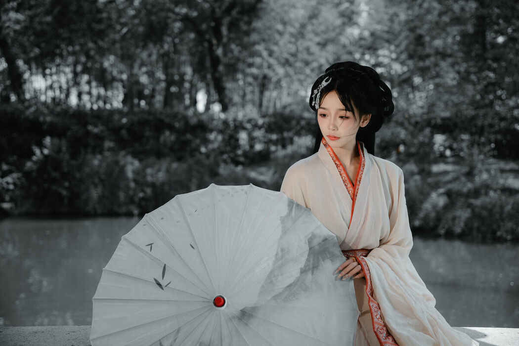 YiTuYu艺图语 Vol.8921 Xiao Xong (38P)