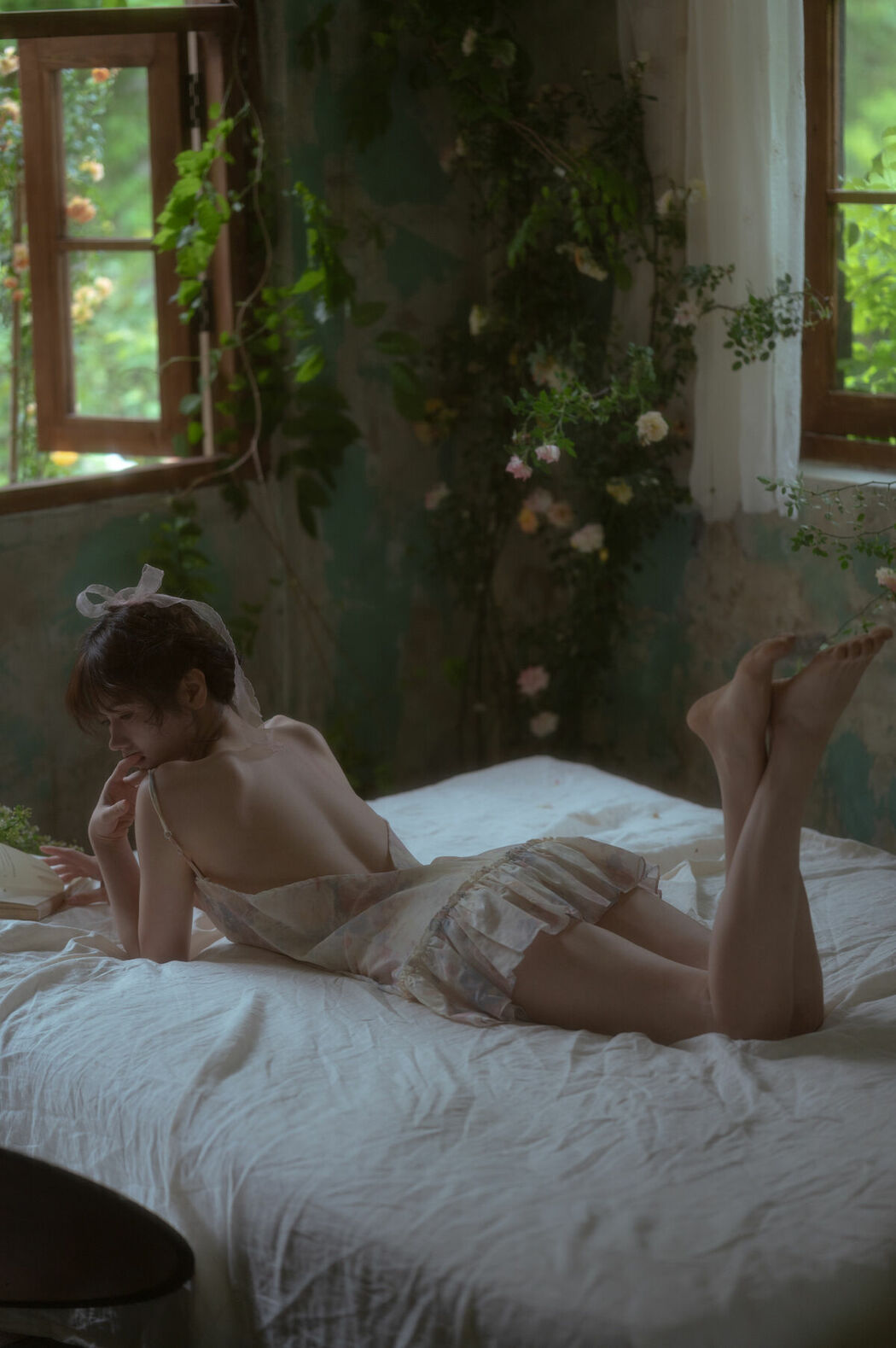 YiTuYu艺图语 Vol.8928 Lin Mu Ting Zi (22P)