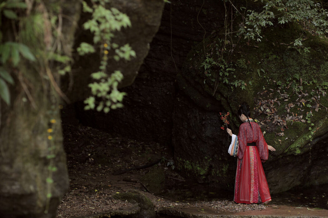 YiTuYu艺图语 Vol.8939 Yu Shi Ya (27P)