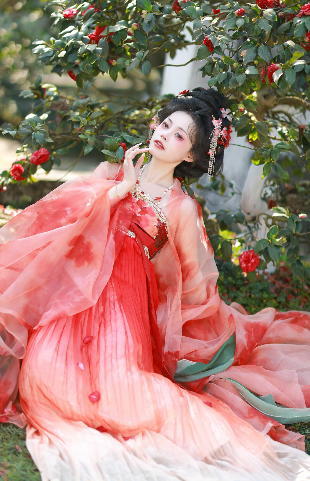 YiTuYu艺图语 Vol.8938 Takumi Ya (15P)