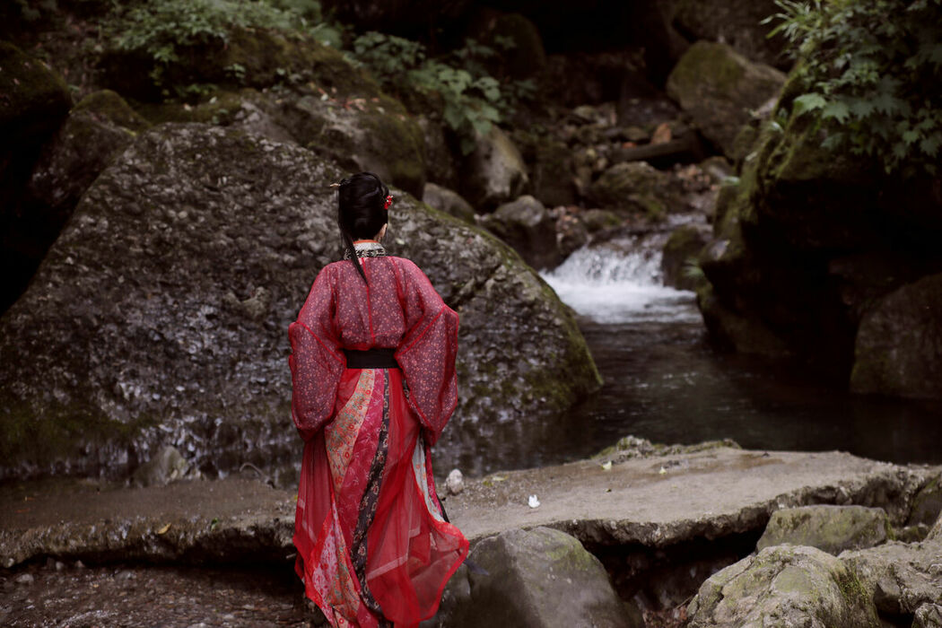 YiTuYu艺图语 Vol.8939 Yu Shi Ya (27P)