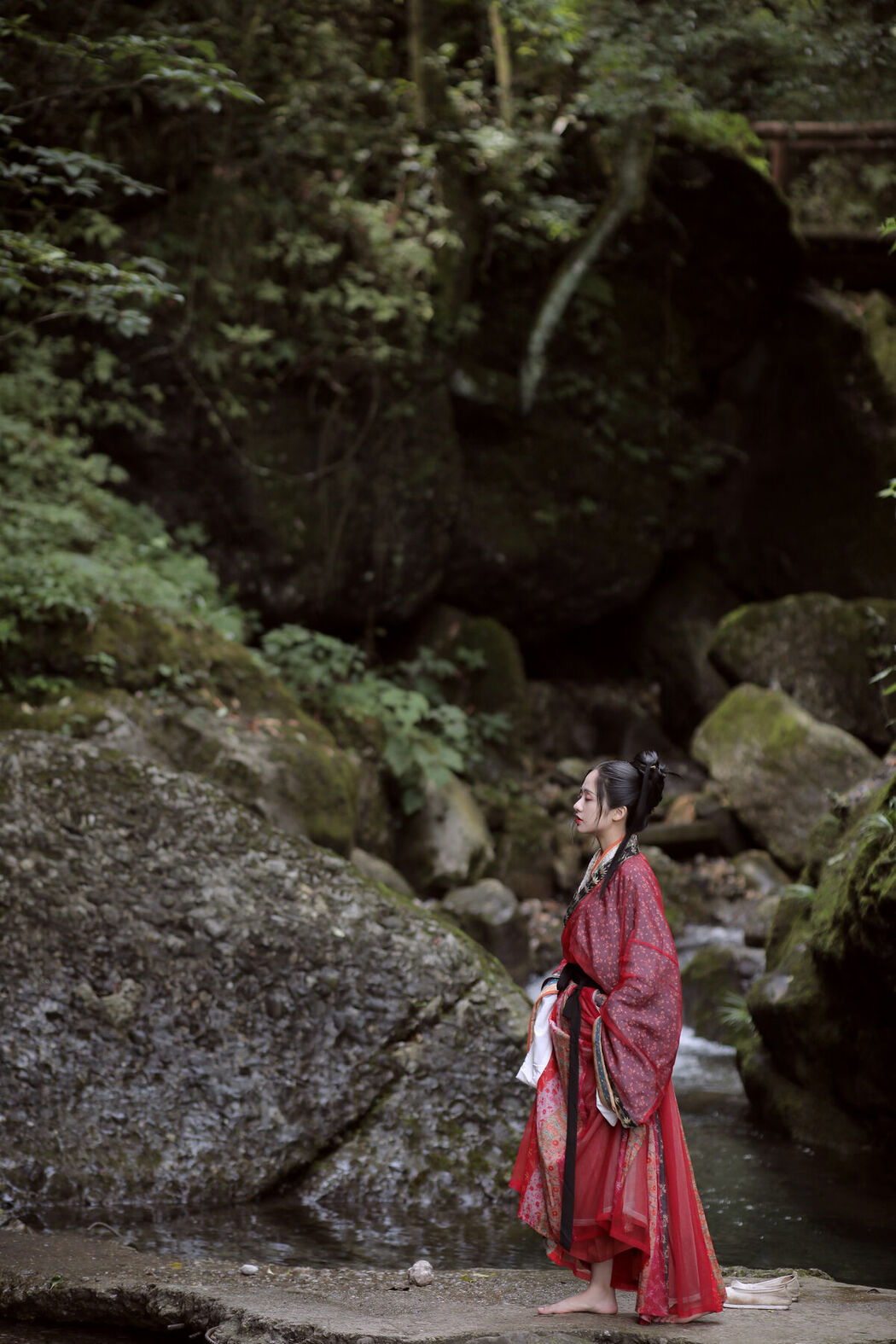 YiTuYu艺图语 Vol.8939 Yu Shi Ya (27P)