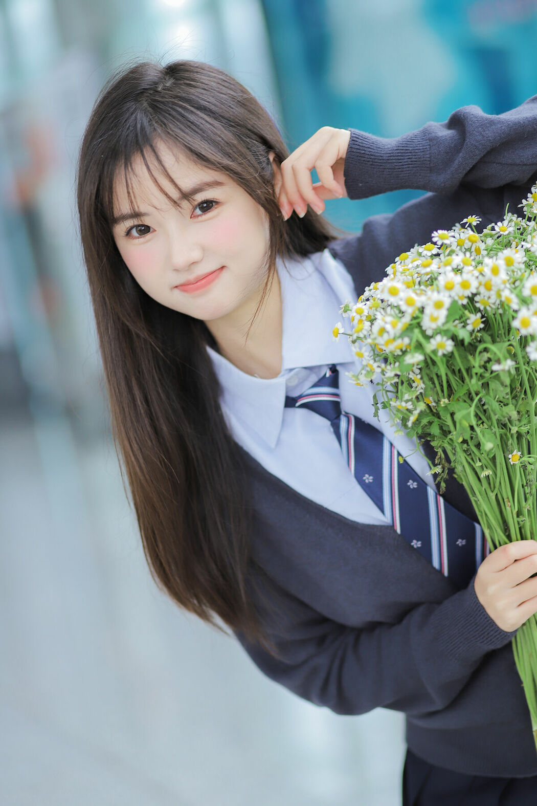 YiTuYu艺图语 Vol.8944 Bo Luo You Dian Tian (25P)