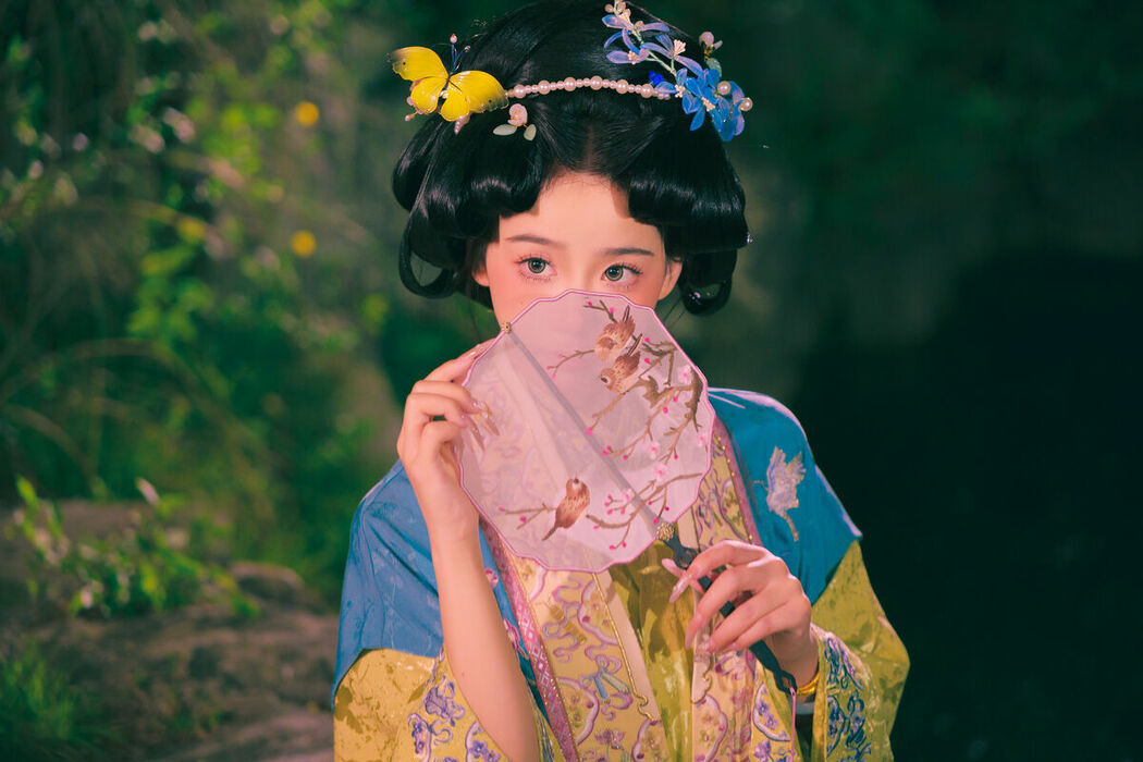 YiTuYu艺图语 Vol.8940 Xiao Xong (34P)