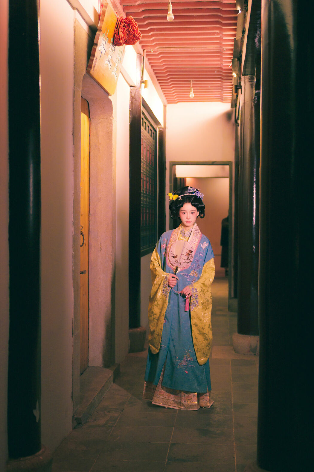 YiTuYu艺图语 Vol.8940 Xiao Xong (34P)