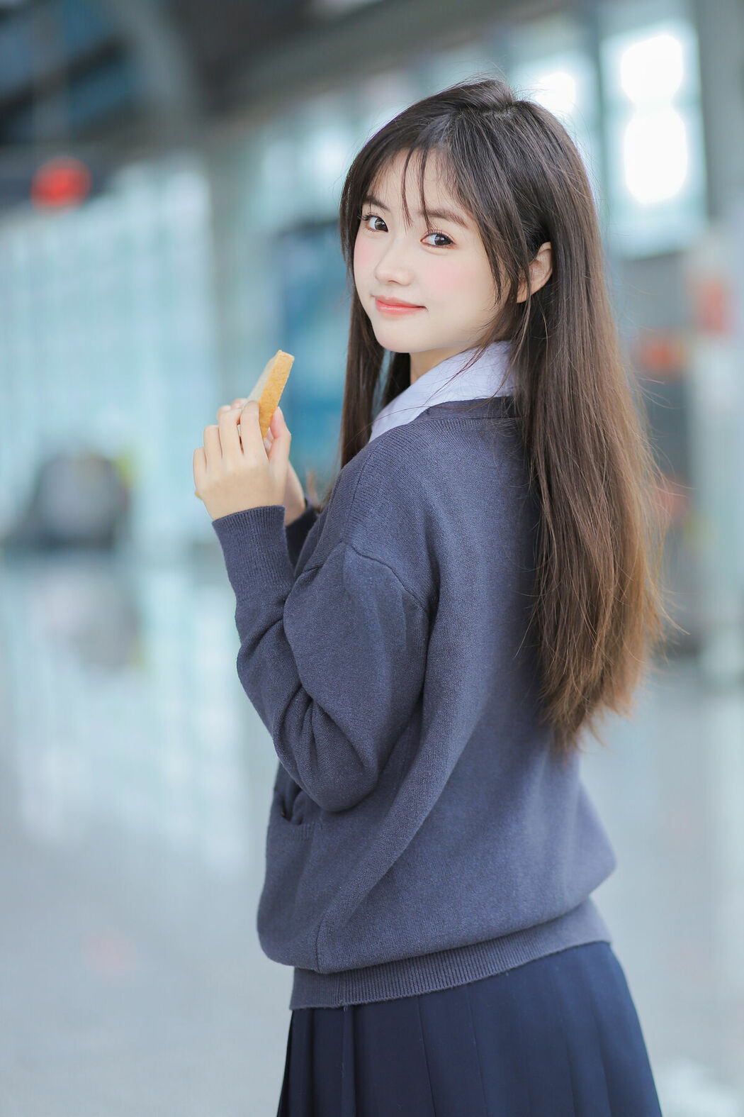 YiTuYu艺图语 Vol.8944 Bo Luo You Dian Tian (25P)