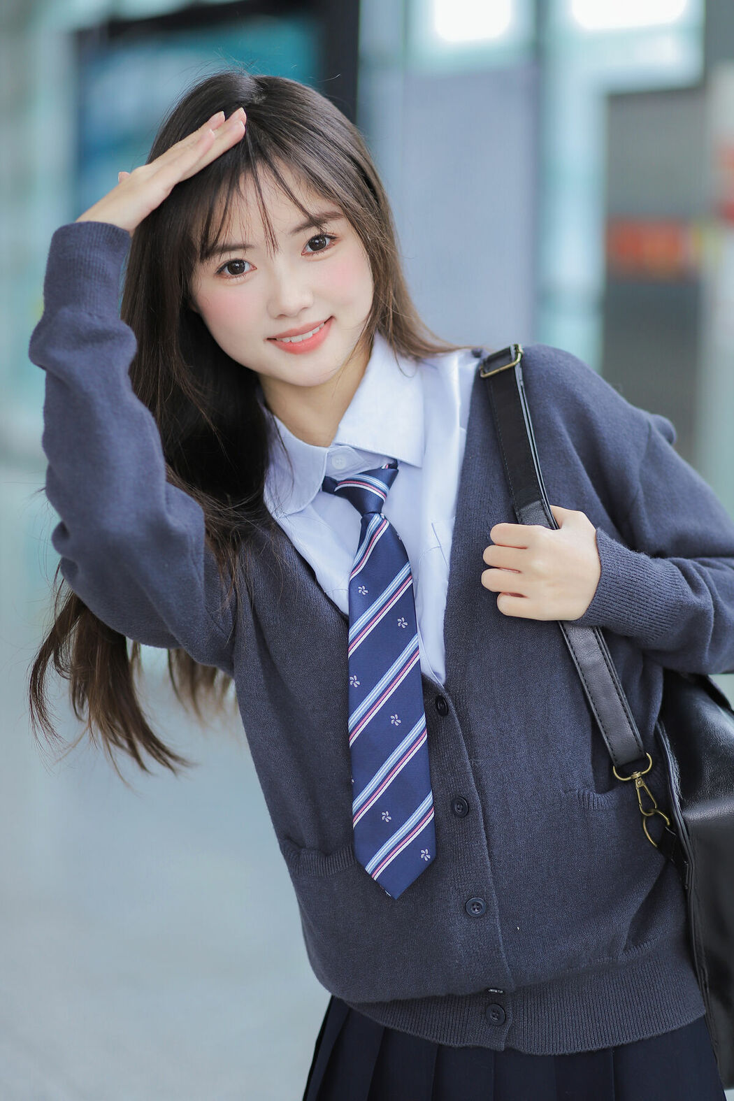 YiTuYu艺图语 Vol.8944 Bo Luo You Dian Tian (25P)