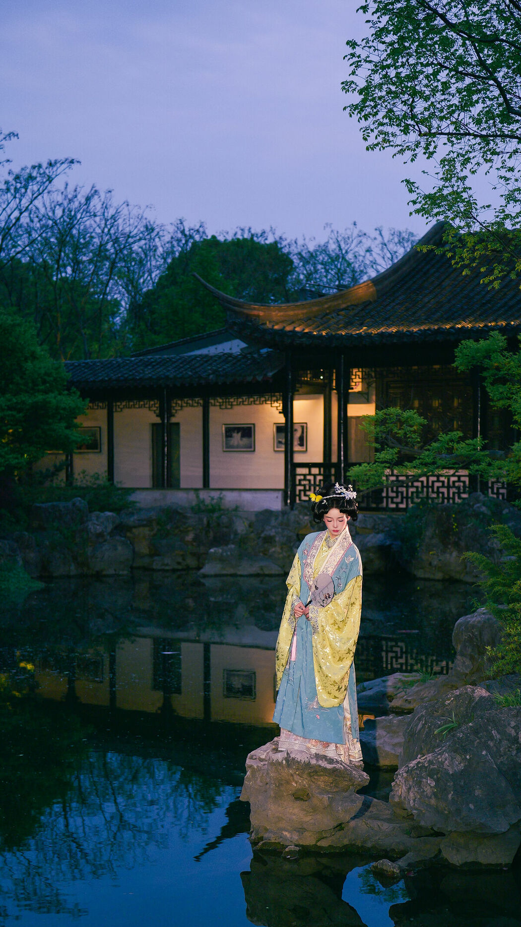 YiTuYu艺图语 Vol.8940 Xiao Xong (34P)