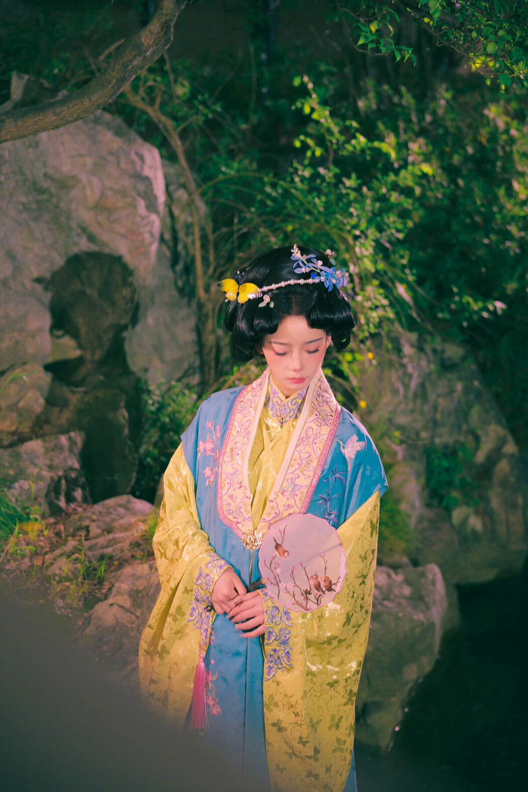 YiTuYu艺图语 Vol.8940 Xiao Xong (34P)