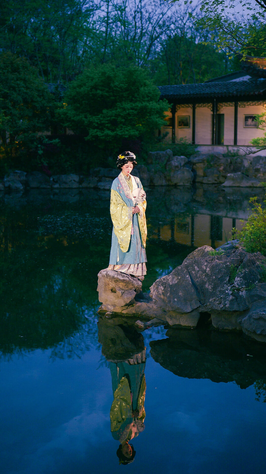 YiTuYu艺图语 Vol.8940 Xiao Xong (34P)