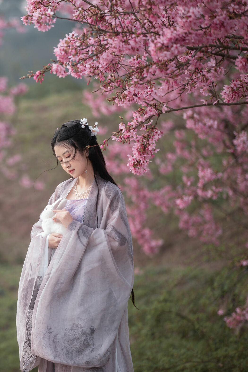 YiTuYu艺图语 Vol.8942 Qiu Yu (17P)