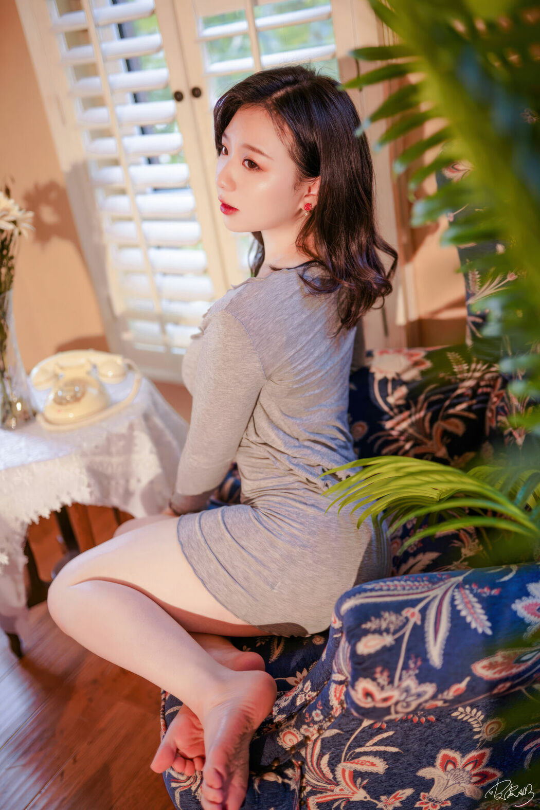 Coser@皮皮奶可可爱了啦 – 房东太太 (51P)