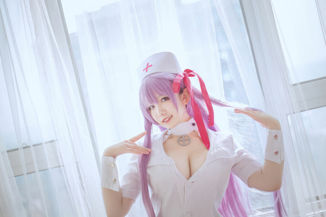 Coser@阿半今天很开心 – BB护士 (26P)