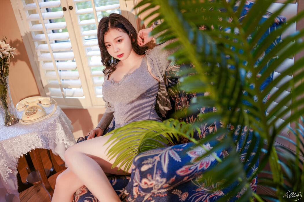 Coser@皮皮奶可可爱了啦 – 房东太太 (51P)