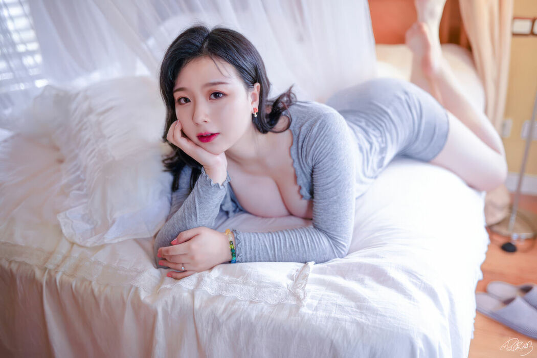 Coser@皮皮奶可可爱了啦 – 房东太太 (51P)