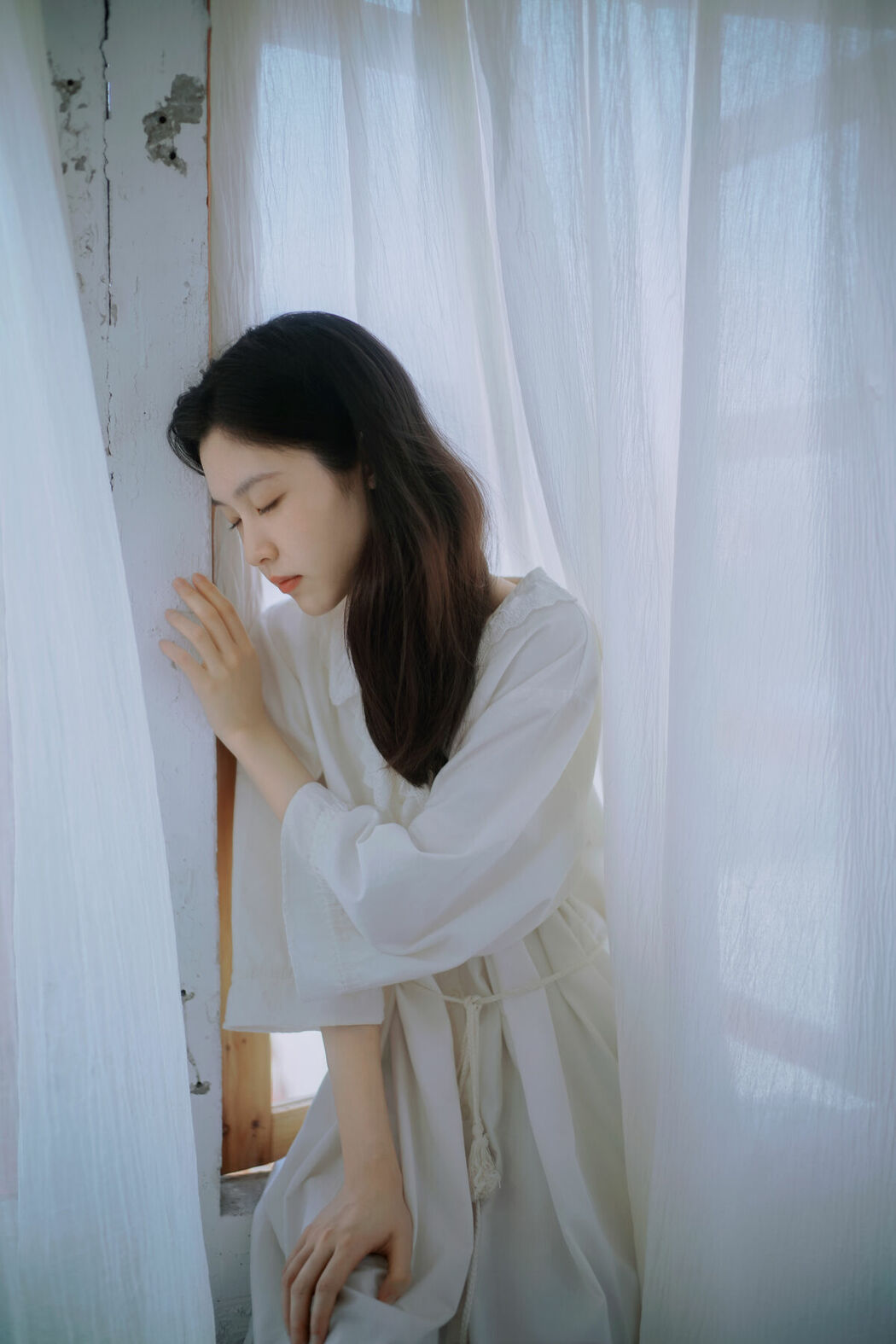 YiTuYu艺图语 Vol.8951 Yi Zhi You Zi (46P)