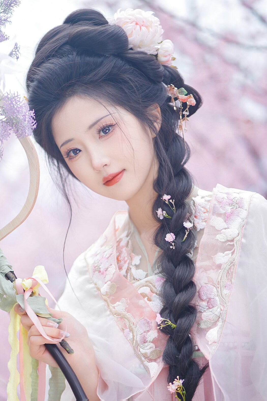 YiTuYu艺图语 Vol.8949 Tu Ya W (20P) Cover Photo