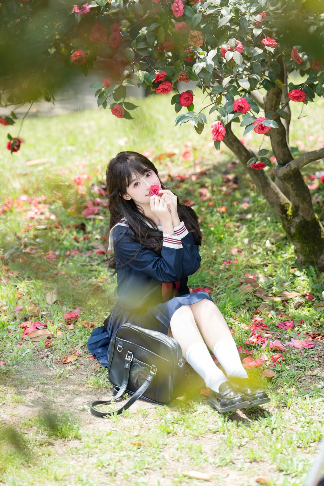 YiTuYu艺图语 Vol.8953 Xia Yu Xiao Nian (26P)