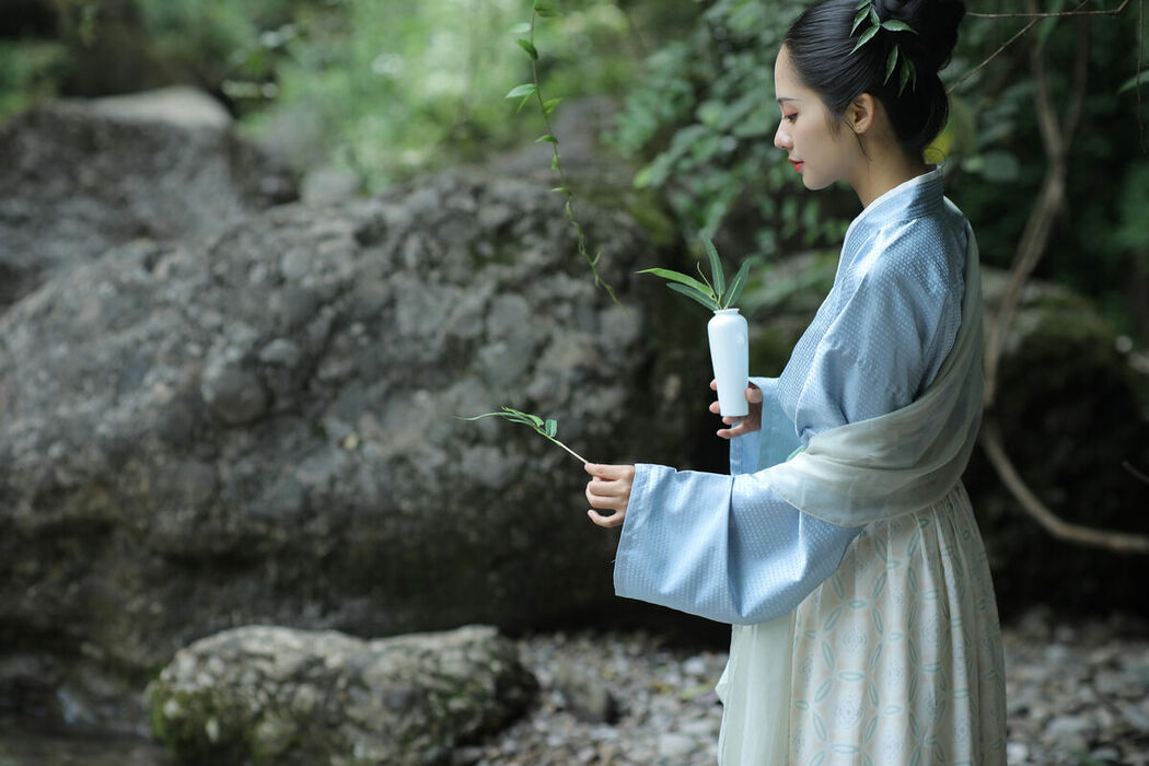 YiTuYu艺图语 Vol.8959 Shi Yu Shi Ya (27P)