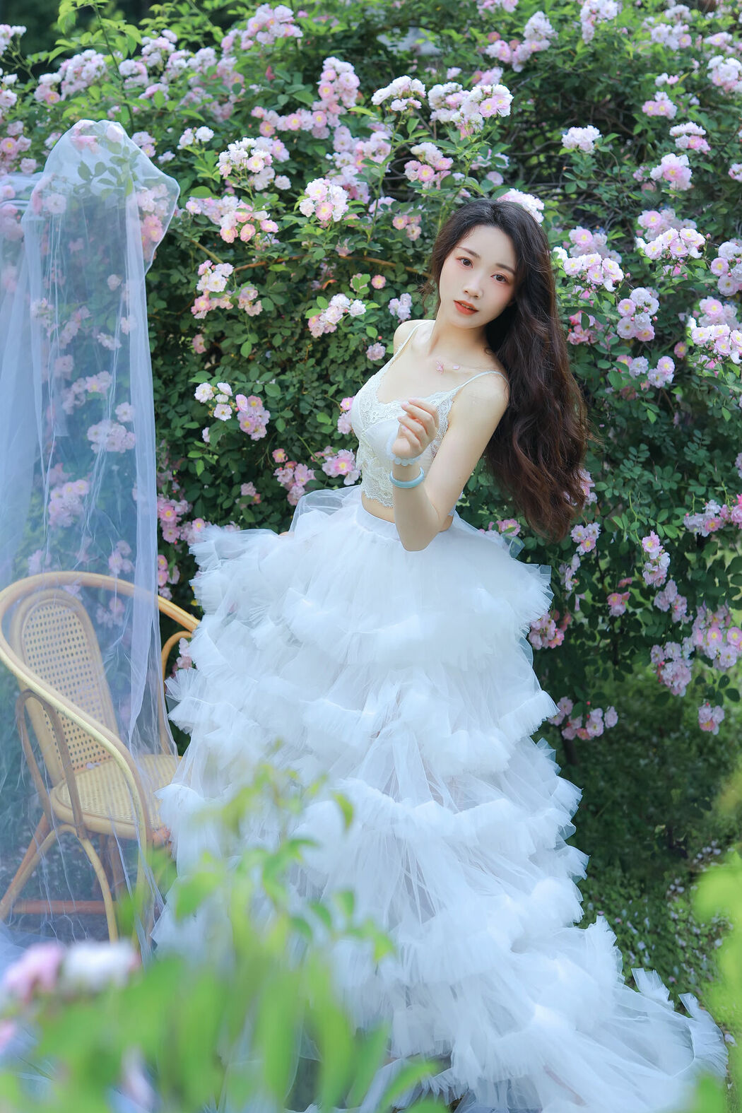 YiTuYu艺图语 Vol.8955 Hua Zhuang Shi Tian (26P)