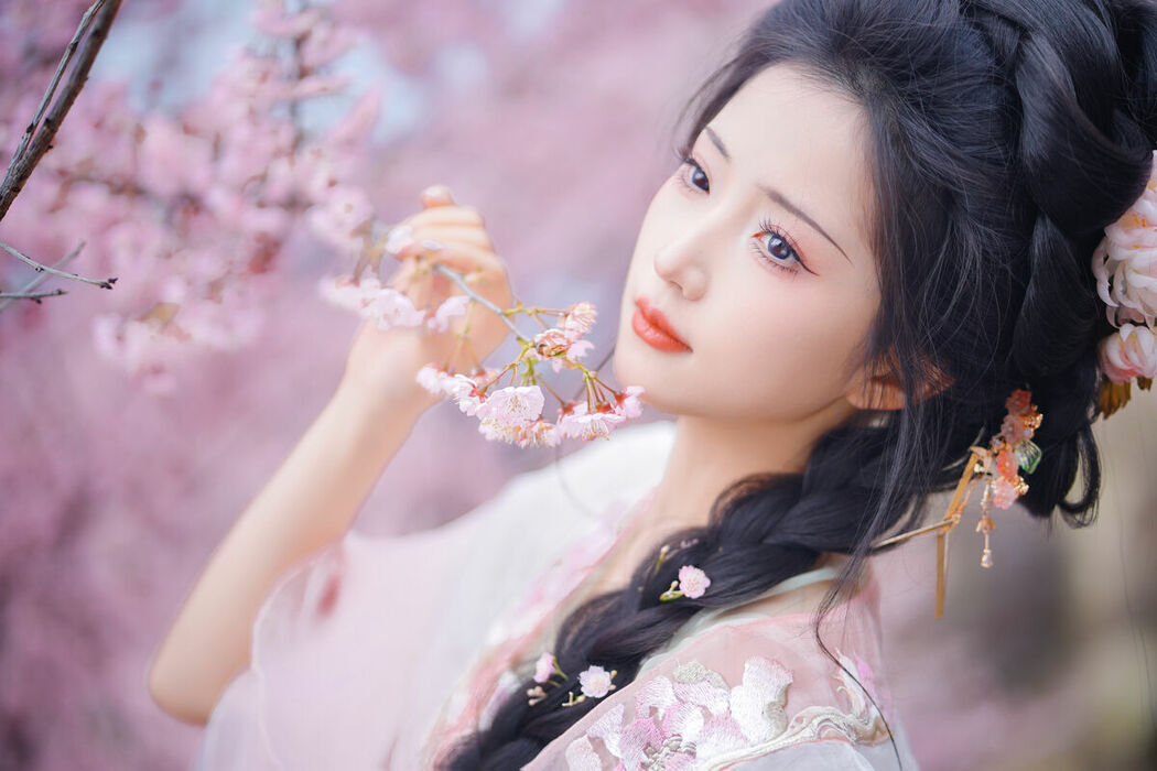 YiTuYu艺图语 Vol.8949 Tu Ya W (20P)