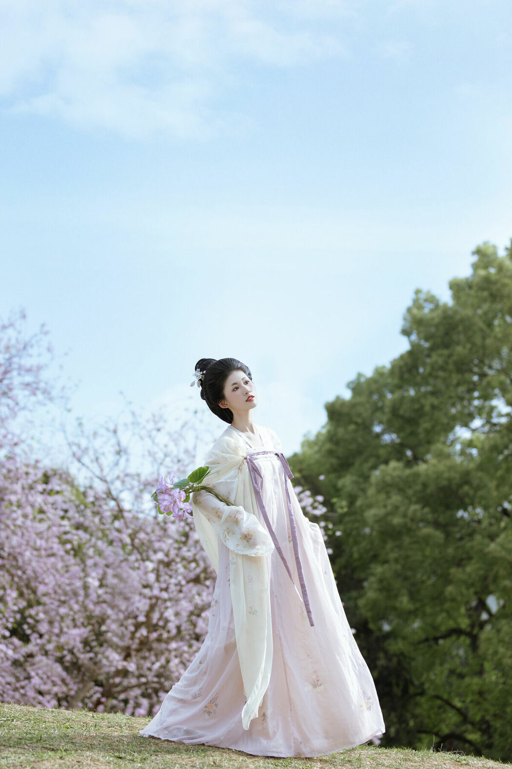 YiTuYu艺图语 Vol.8958 Xiao Y Jin Tian Ye Hen Kai Xin (20P)