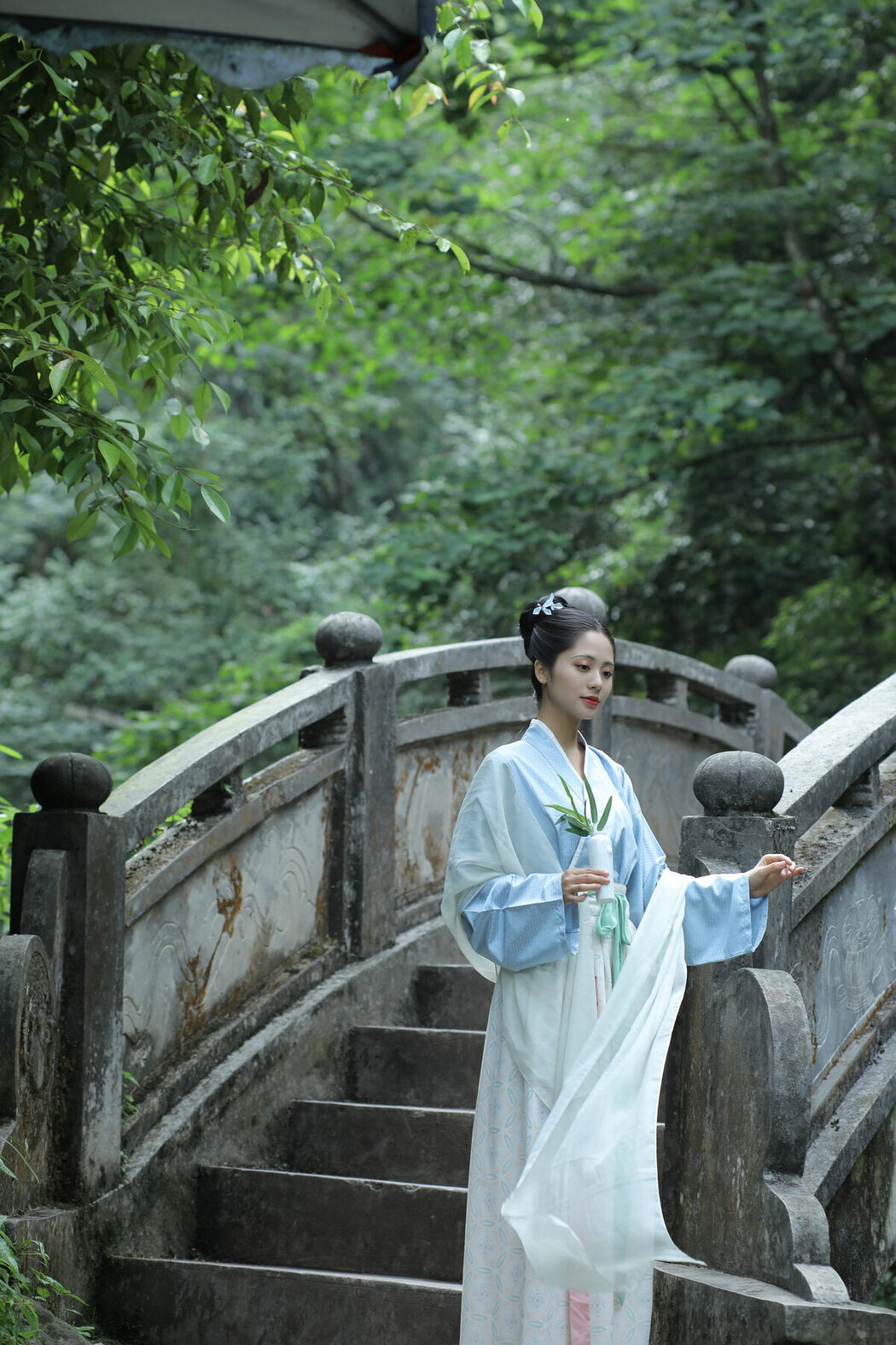 YiTuYu艺图语 Vol.8959 Shi Yu Shi Ya (27P)