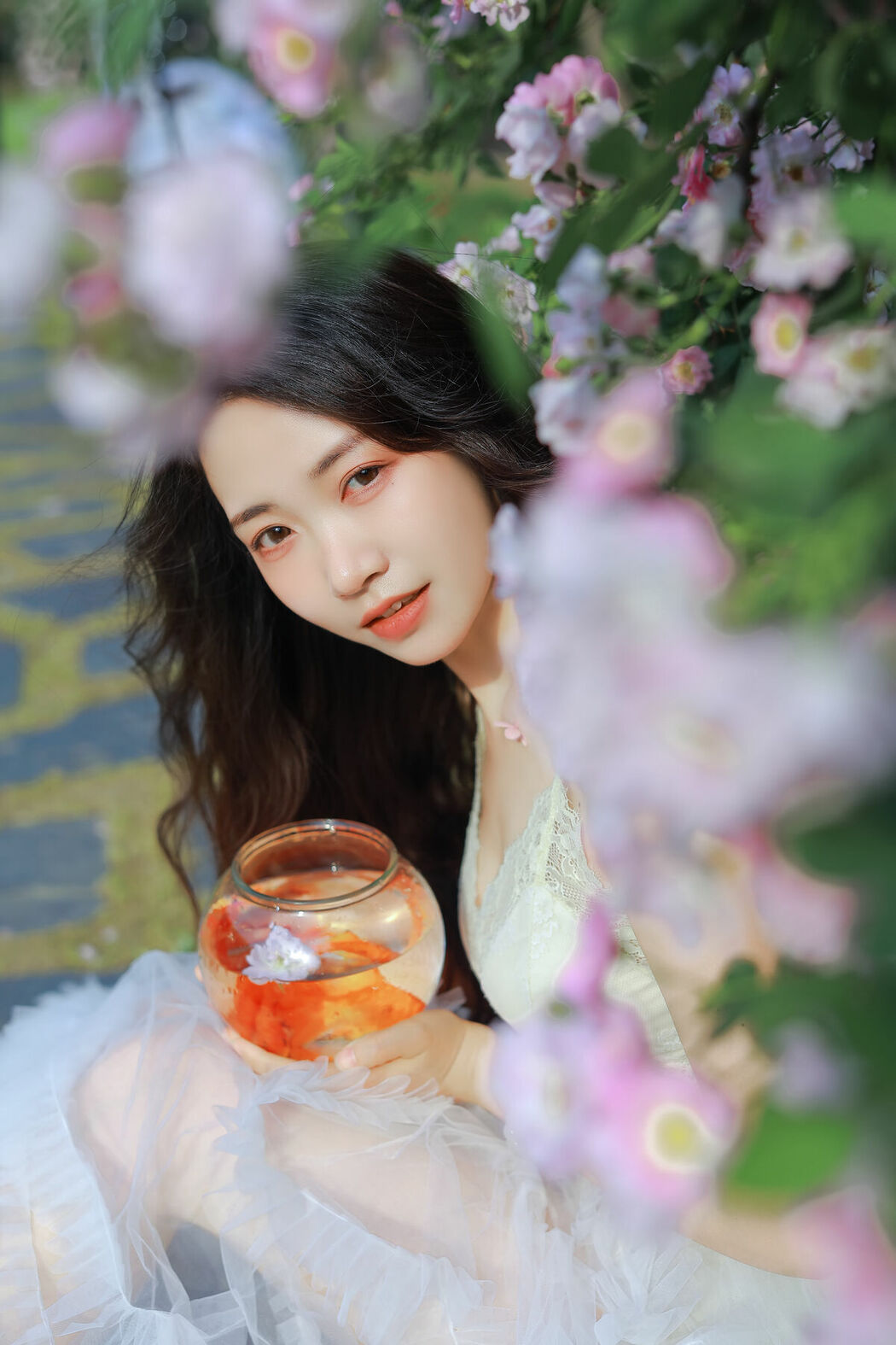 YiTuYu艺图语 Vol.8955 Hua Zhuang Shi Tian (26P)