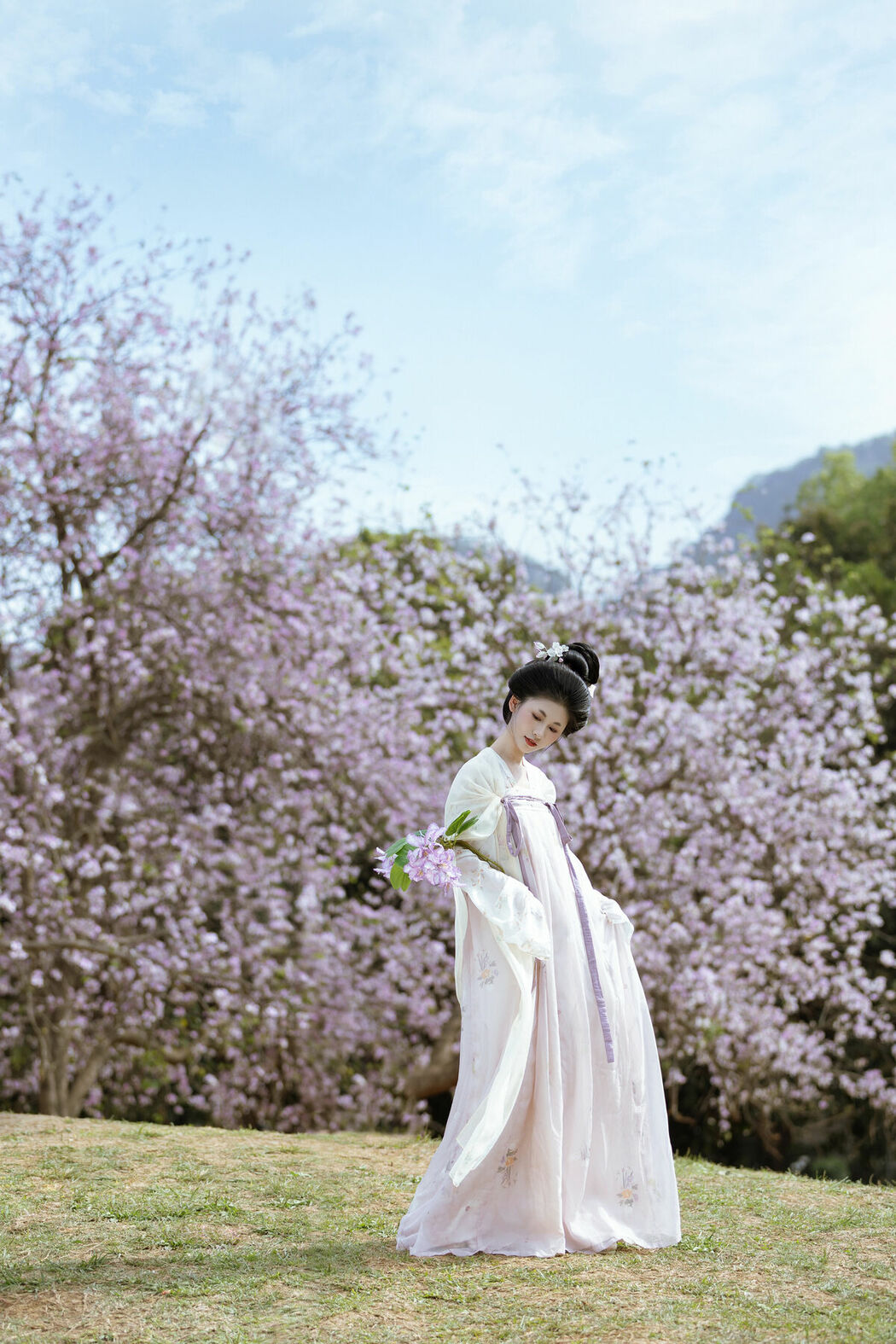 YiTuYu艺图语 Vol.8958 Xiao Y Jin Tian Ye Hen Kai Xin (20P)